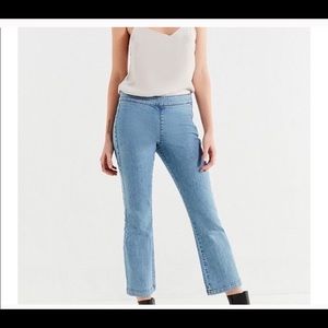 Very gently worn cropped Urban Outfitters BDGjeans